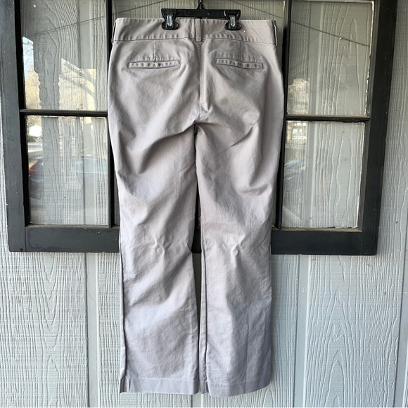 Banana Republic pants, stretch style, gray with pockets on front and back - Picture 6 of 10